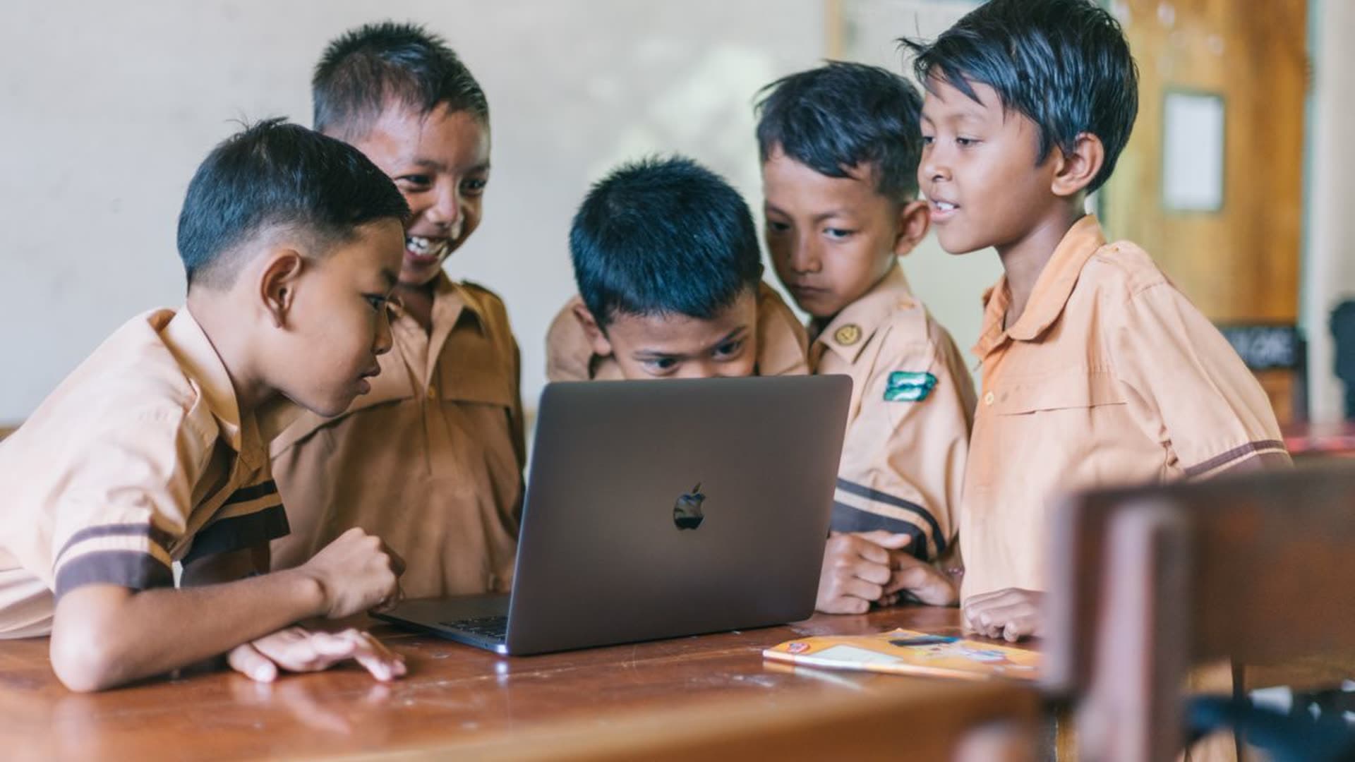 Selamat Datang di SMK Uji MSDWH5FX
